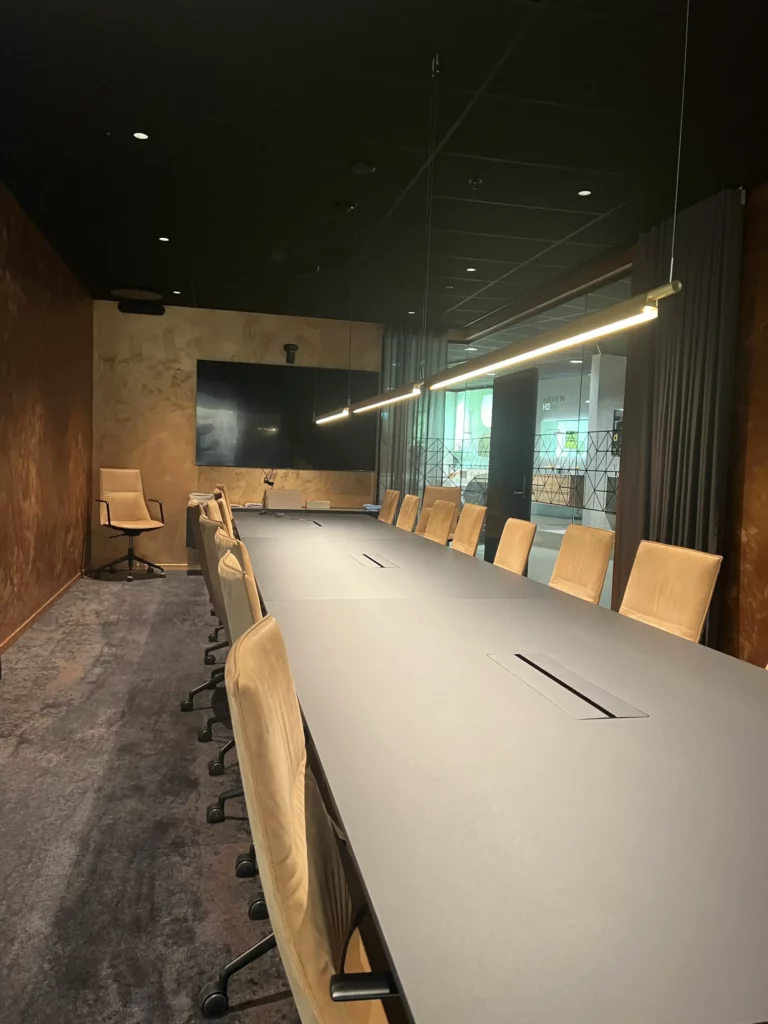 AV-Montøren leverte nettverksoppgradering og mediesystemer som gir Tapwells hovedkontor på Bjerke bedre lyd og bilde.